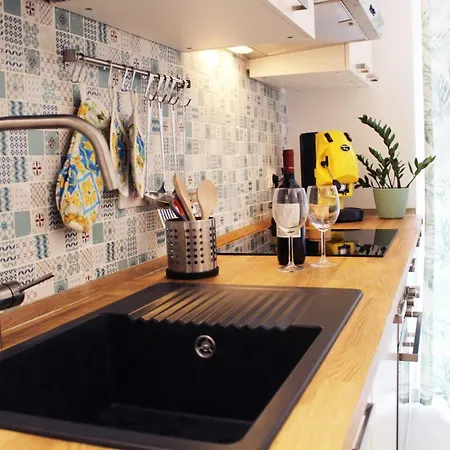 Apartment Domus Florea - In The Old Town Palermo
