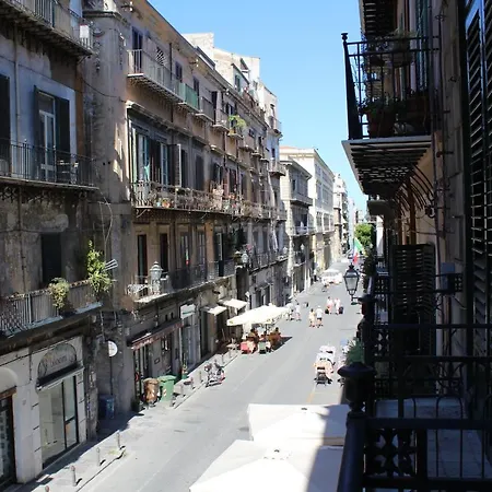 Apartment Domus Florea - In The Old Town *